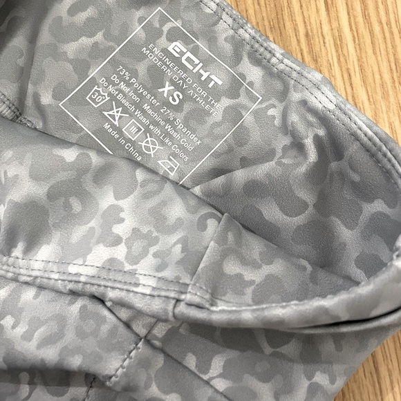 Echt Wild Pocket Leggings - Picture 10 of 15